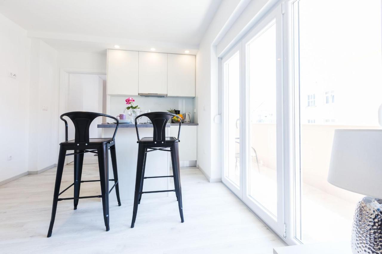 2Sis 2 Apartments ザダル エクステリア 写真